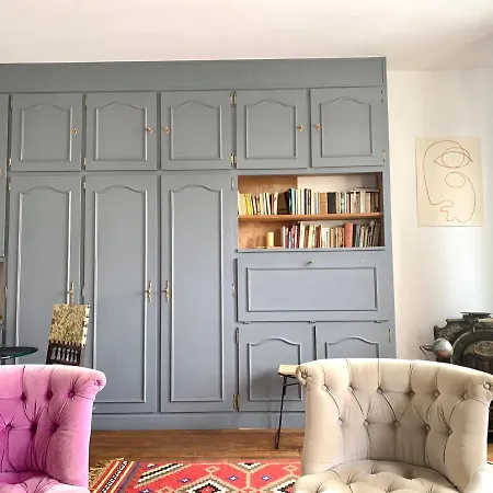 Apartment Nest In Paris